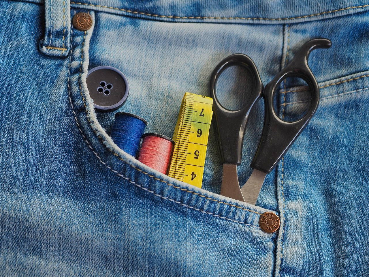Glues & Adhesives